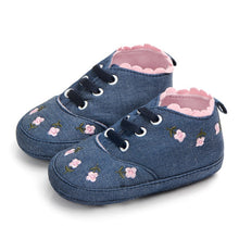 Load image into Gallery viewer, Toddler Newborn Shoes Embroidery flower Sneaker Cotton Soft Sole Infant First Walkers Crib Canvas White Baby Girl Shoes