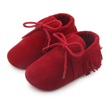 Load image into Gallery viewer, Baby Girl Shoes Boy Girl Soft Moccs Fringe Soft Soled Footwear Shallow Newborn Baby Moccasins for Autumn Spring Baby shoes Girls