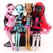 Load image into Gallery viewer, High Quality Fasion Monster Dolls Draculaura/Clawdeen Wolf/ Frankie Stein / Black WYDOWNA Spider Moveable Body Girls Toys Gift