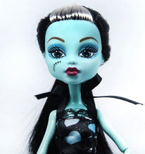 Load image into Gallery viewer, High Quality Fasion Monster Dolls Draculaura/Clawdeen Wolf/ Frankie Stein / Black WYDOWNA Spider Moveable Body Girls Toys Gift