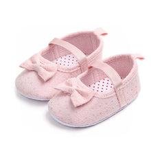 Load image into Gallery viewer, 2018 Baby Boy Shoes Spring Autumn Bow Classic Canvas Cotton Baby Girl Shoes The First Walkers Fashion Comfort Baby Girl Shoes