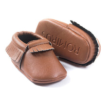 Load image into Gallery viewer, Tassels 26-Color PU Leather Baby Shoes Baby Moccasins Newborn Shoes Soft Infants Crib Shoes Sneakers First Walker