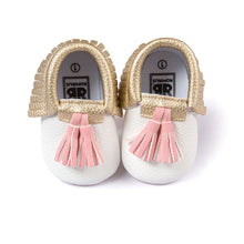 Load image into Gallery viewer, Tassels 26-Color PU Leather Baby Shoes Baby Moccasins Newborn Shoes Soft Infants Crib Shoes Sneakers First Walker